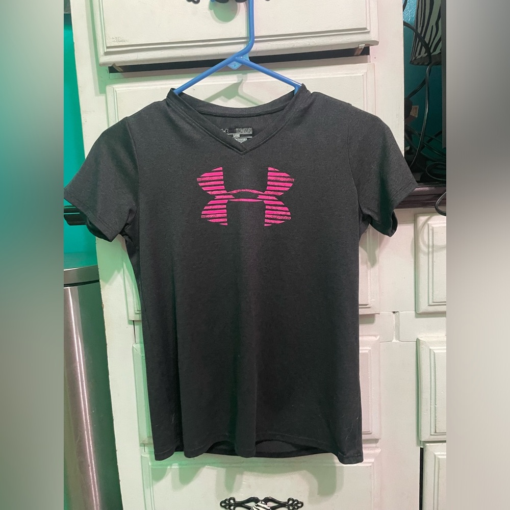 Under Armour Grey with Pink Logo V-Neck Shirt Youth